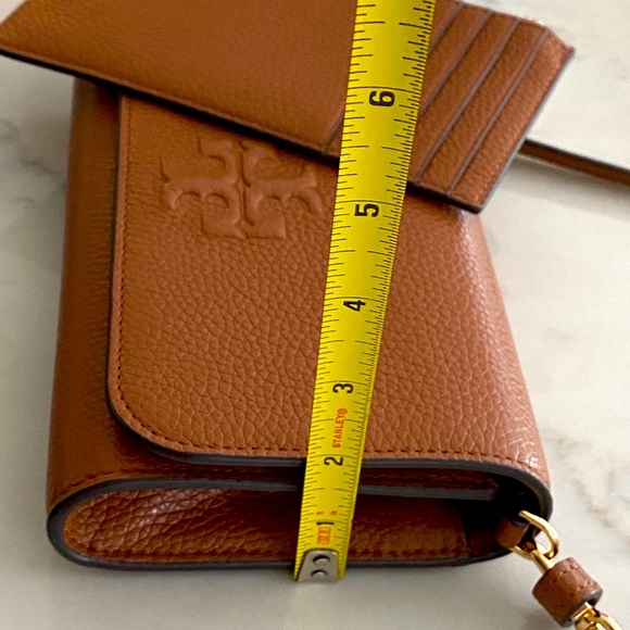 Tory Burch Bag and wallet - Thea Flat Wallet Crossbody bag with wallet insert. - Picture 13 of 15